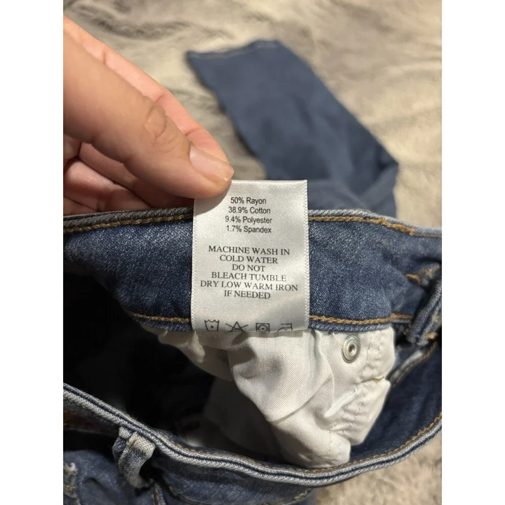 Just USA Size 27/4 Women’s Skinny Capri Jeans NWT